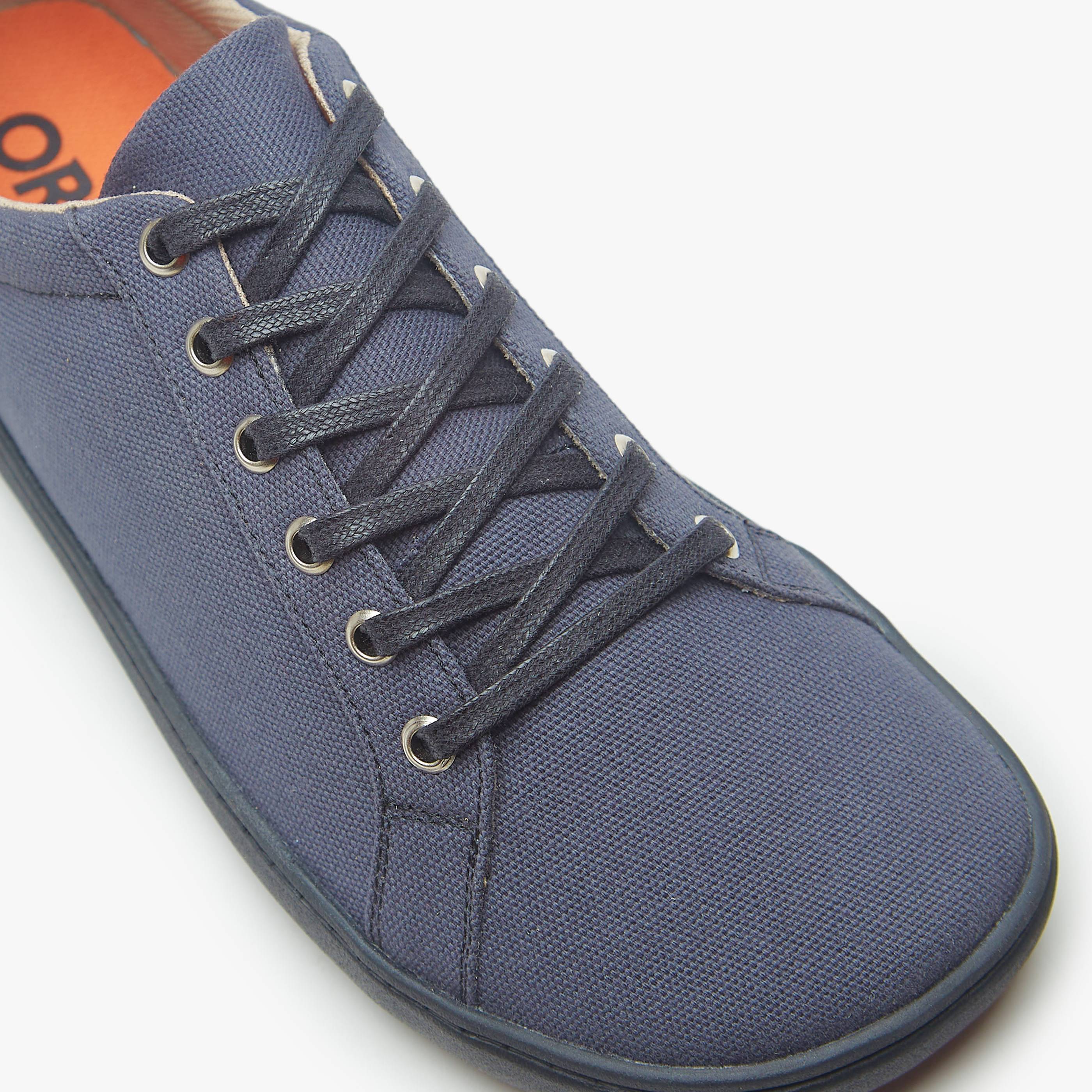 The Men's Everyday Sneaker | Gen 3 in Cotton Canvas - Image 3