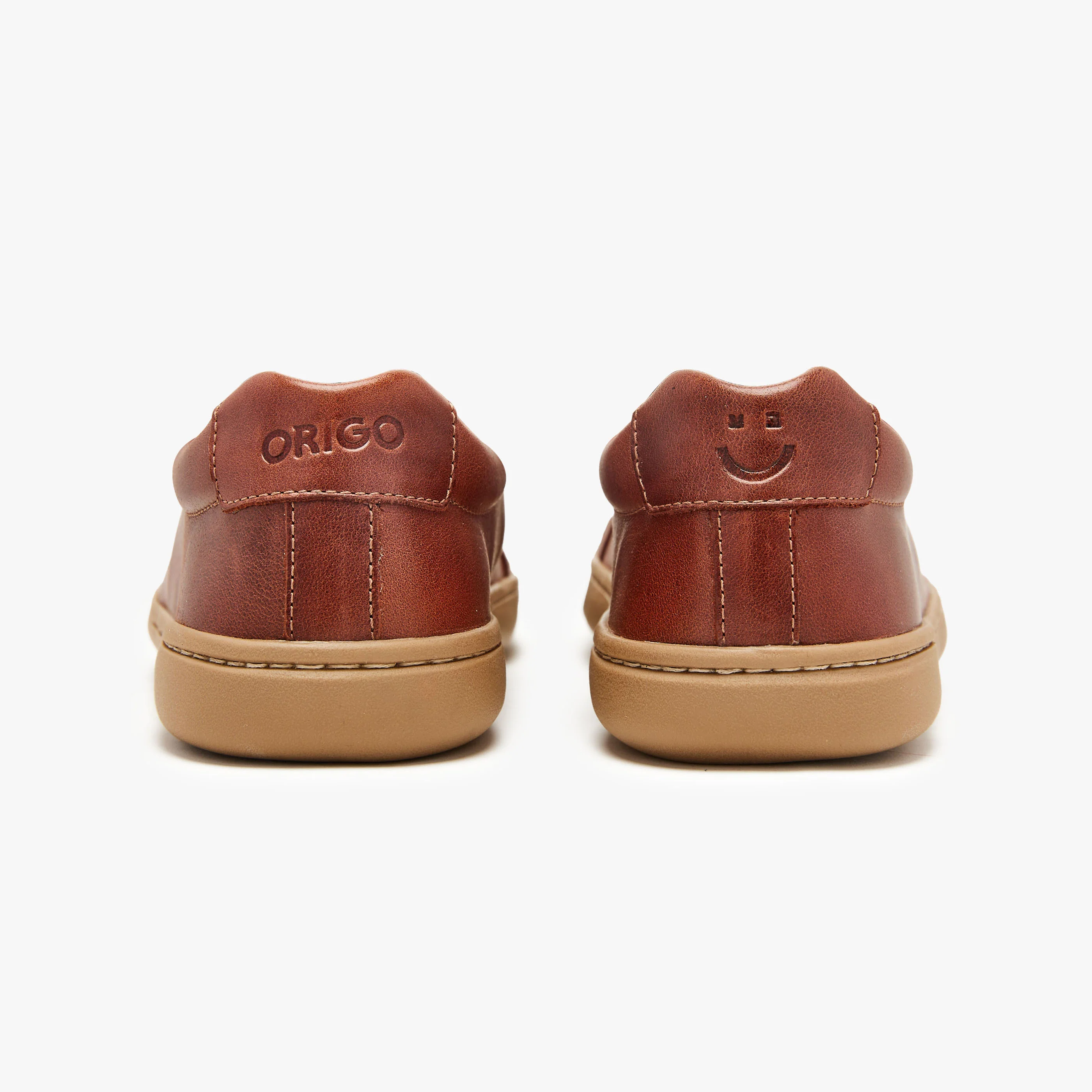 The Men's Everyday Sneaker | Gen 3 in Natural Leather - Image 3