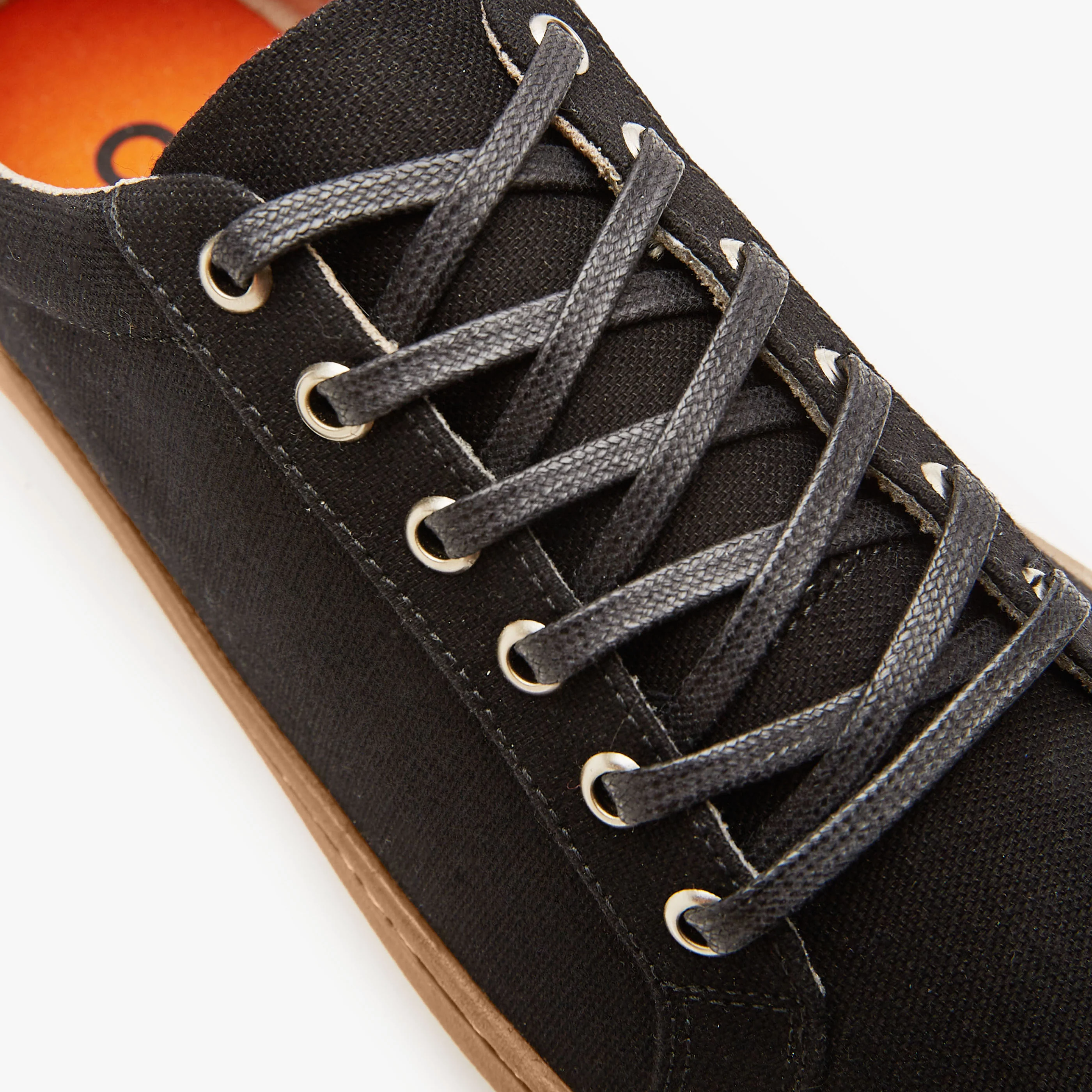 The Men's Everyday Sneaker | Gen 3 in Cotton Canvas - Image 6