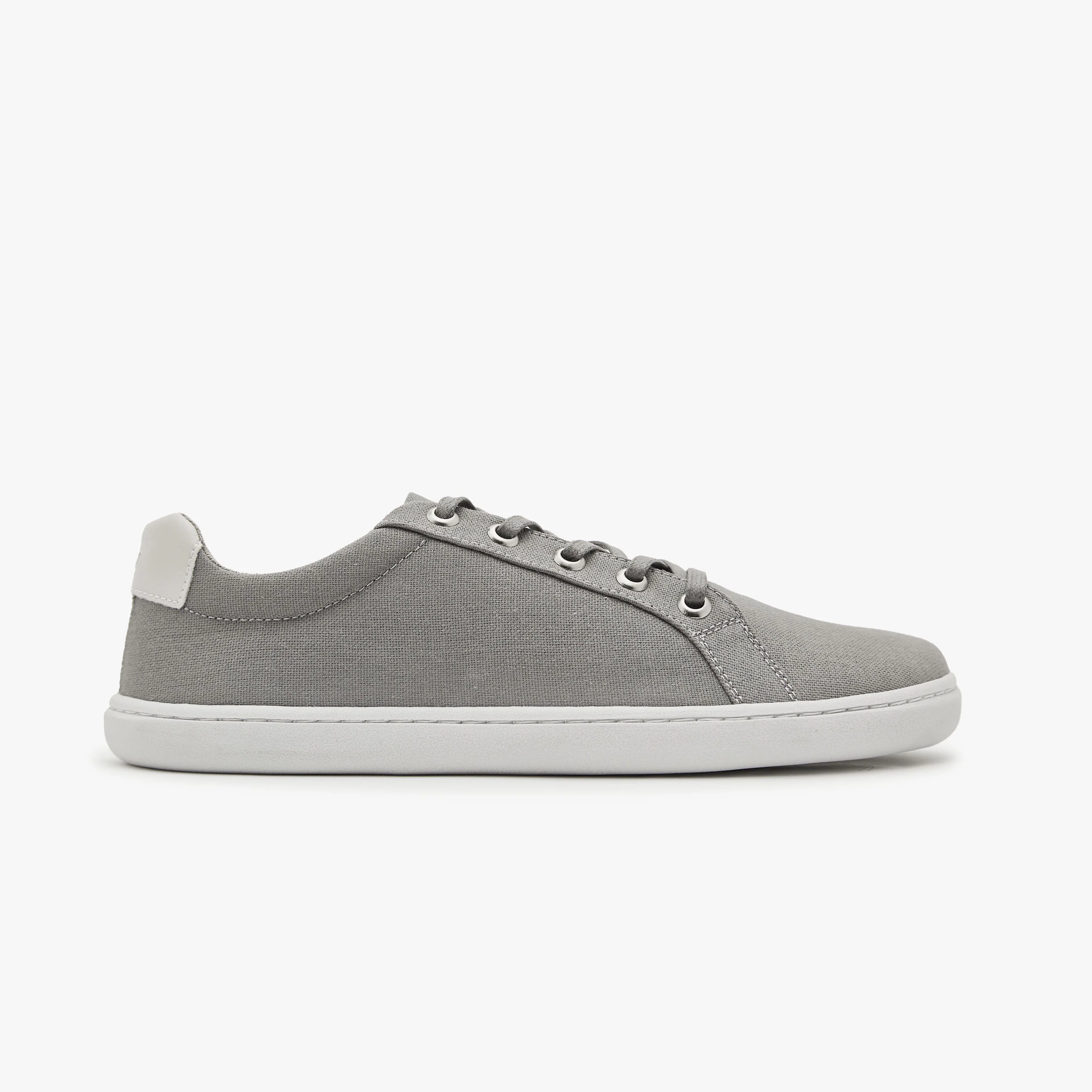 The Women's Everyday Sneaker | Gen 3 in Cotton Canvas - Image 3