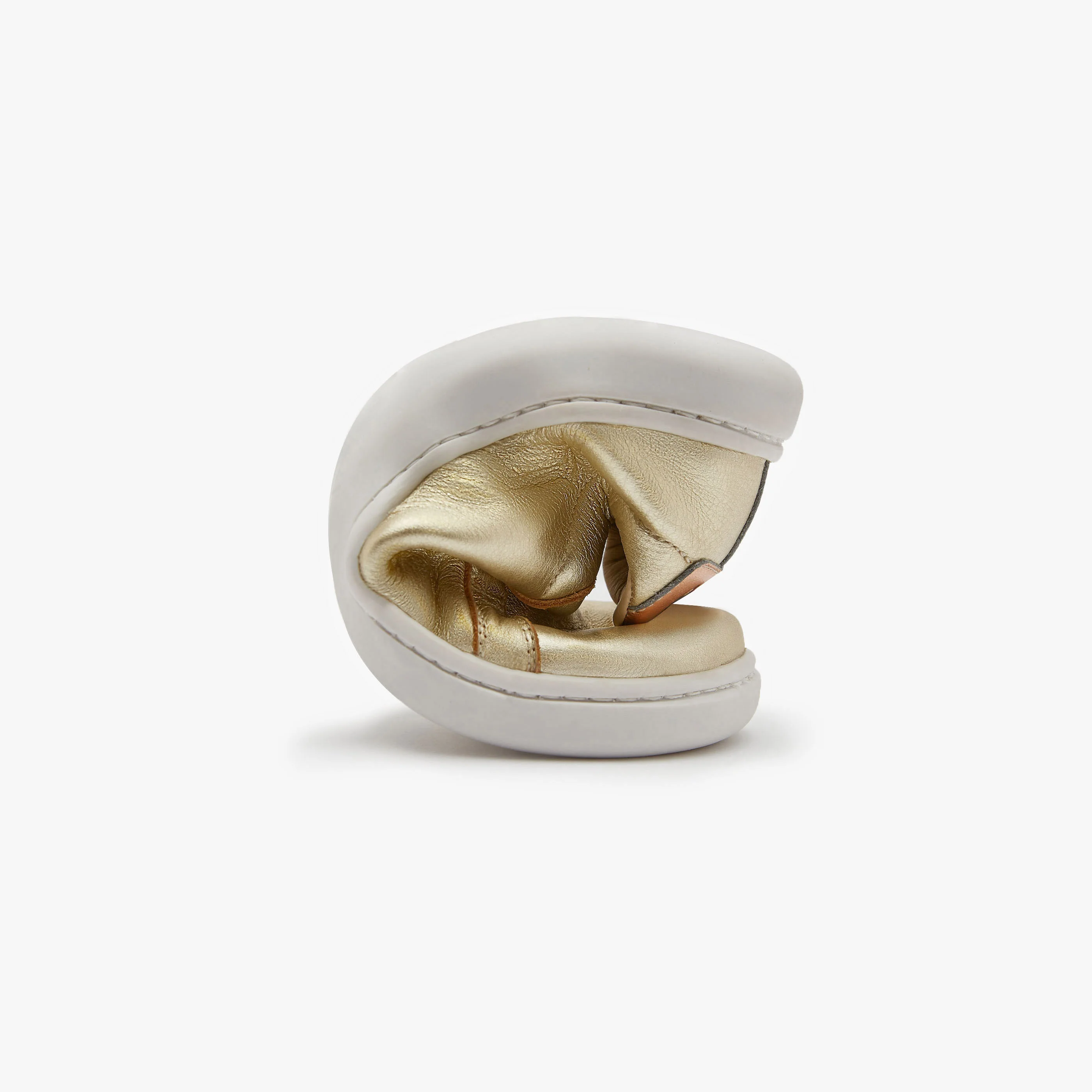 The Women's Everyday Sneaker | Gen 3 in Natural Leather - Image 5